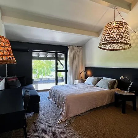 אתר נופש Chateau Engalin *